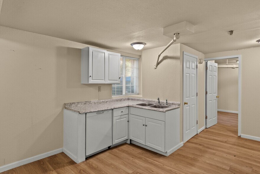 More Photos Of 903 S Adams St, Spokane Apartments For Sale