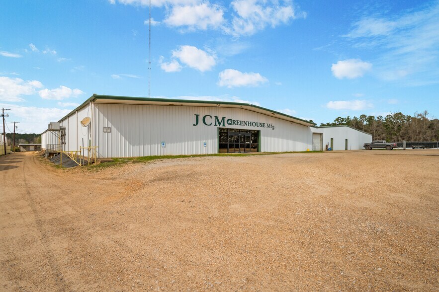 More Photos Of 10462 Hwy 165 S, Forest Hill Warehouse For Sale
