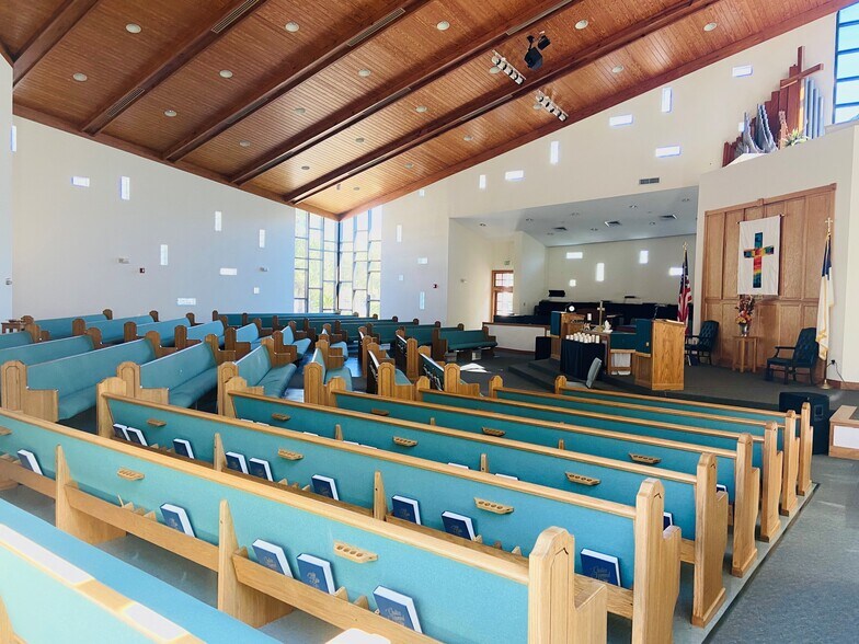 More Photos Of 11924 San Jose Blvd, Jacksonville Religious Facility For Sale