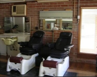 More Photos Of 311 Oak St, Malvern General Retail For Lease