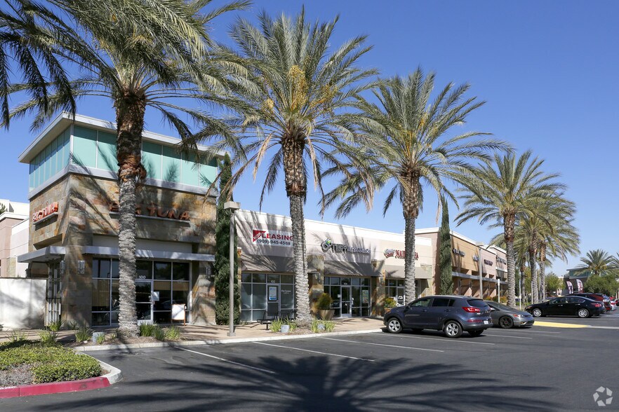 More Photos Of Riverwalk Pky, Riverside Unknown For Lease