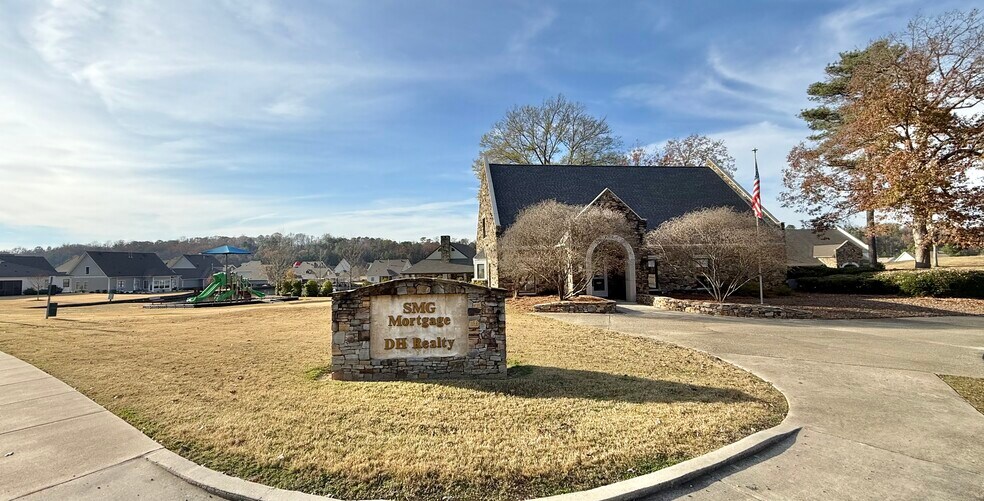 More Photos Of 204 Griffin Park Dr, Birmingham Office For Sale