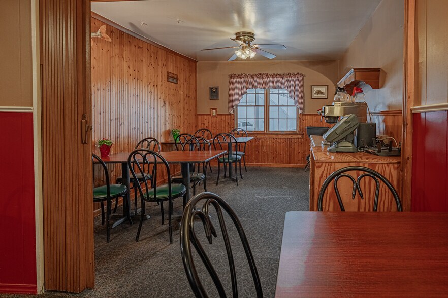 More Photos Of 2575 Academy St, Ransomville Restaurant For Sale