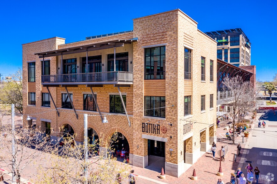 More Photos Of 303 Pearl Pky, San Antonio Office For Lease