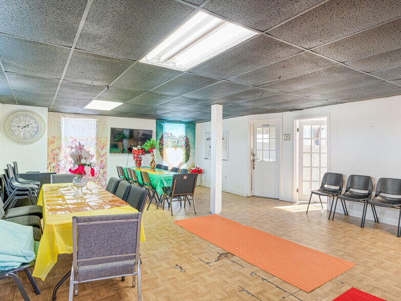 More Photos Of 29 Spruce St, Milford Religious Facility For Sale