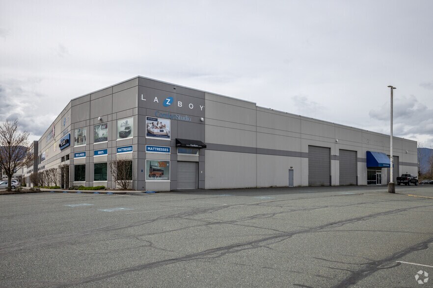 More Photos Of 7955 Evans Rd, Chilliwack Flex For Lease