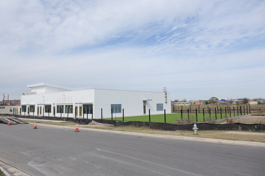 More Photos Of 8749 Vertex Blvd, Austin Schools For Sale