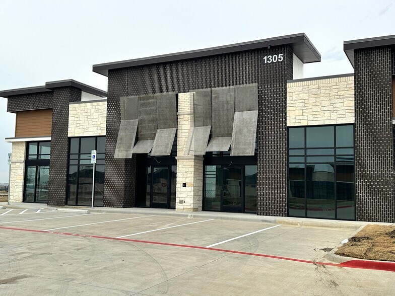 More Photos Of 1308 Peaks View Ln, Celina Unknown For Lease