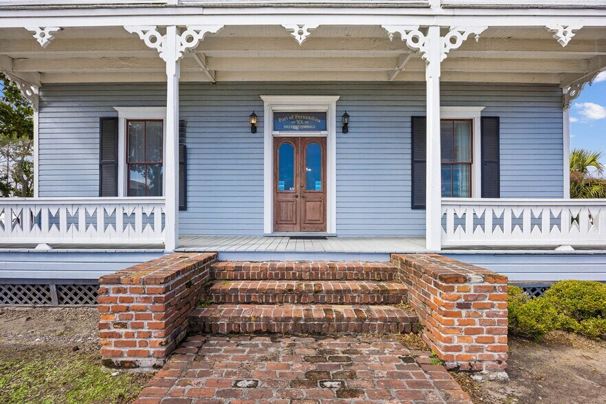 More Photos Of 501 N 3rd St, Fernandina Beach Office For Sale
