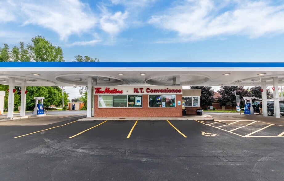Primary Photo Of 459 Division St, North Tonawanda Convenience Store For Sale