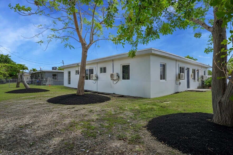 More Photos Of 11775 Sw 223rd St, Miami Apartments For Sale