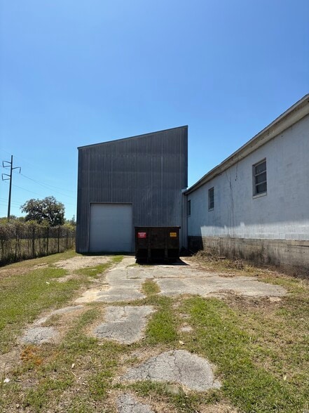 More Photos Of 705 Mabry St, Tallahassee Warehouse For Lease
