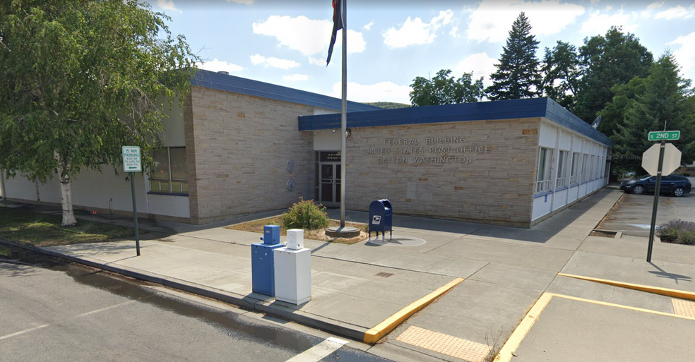 Primary Photo Of 202 S 2nd St, Dayton Post Office For Lease