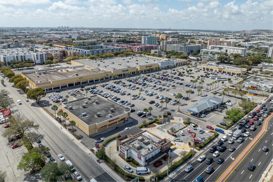 More Photos Of 1630-1738 W 49th St, Hialeah Storefront For Lease