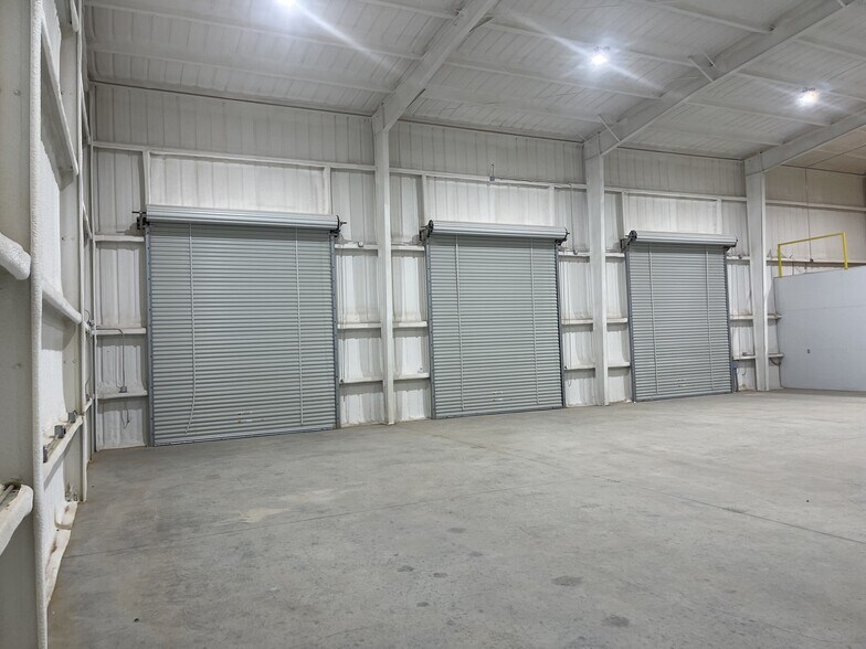 More Photos Of 4505 E County Road 45, Midland Industrial For Lease