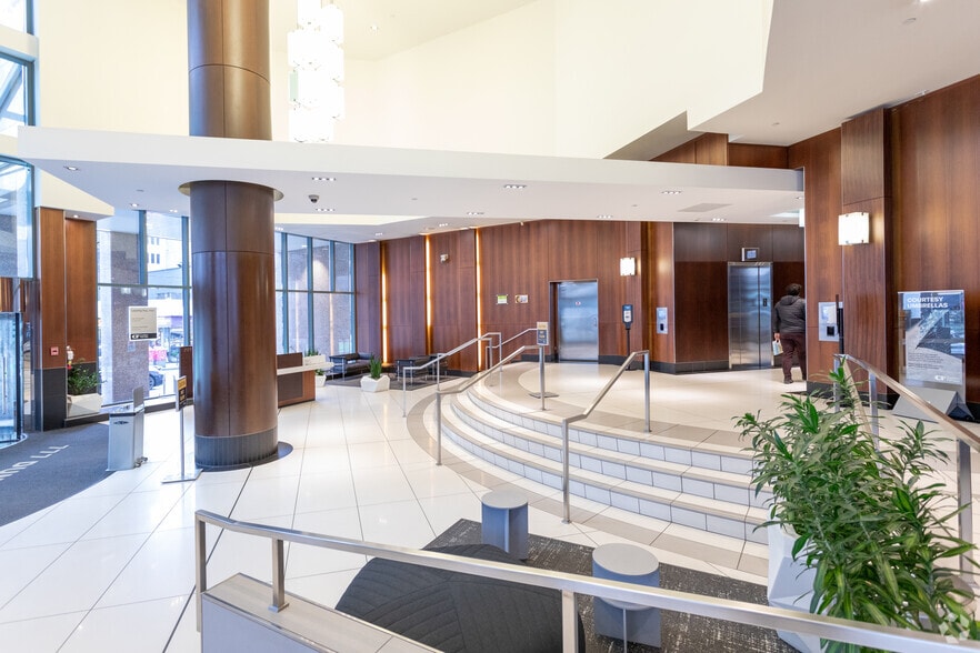 More Photos Of 777 Dunsmuir St, Vancouver Office For Lease