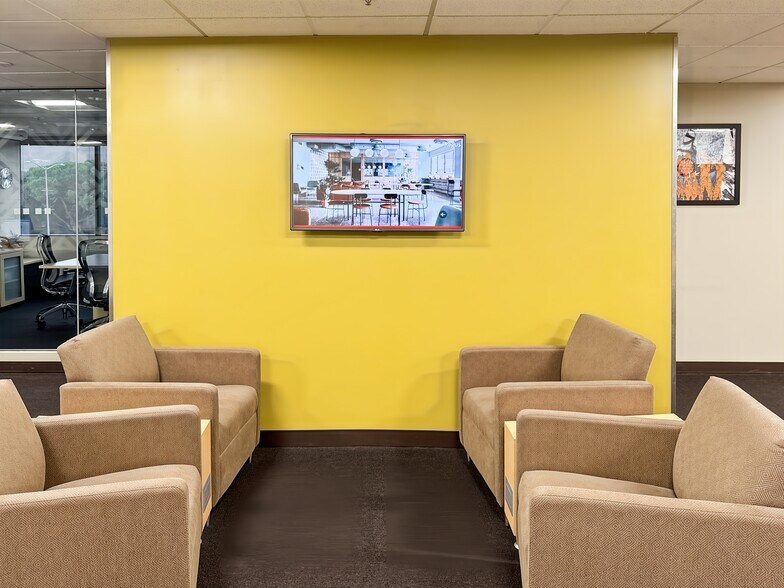 More Photos Of 1 Harbor Dr, Sausalito Coworking Space