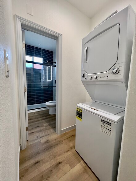 More Photos Of 1152 E 1st St, Long Beach Apartments For Sale