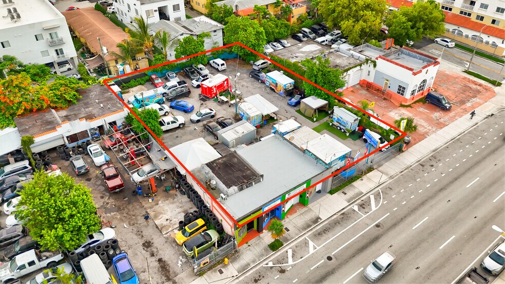 More Photos Of 1523-1527 W Flagler st, Miami Freestanding For Sale