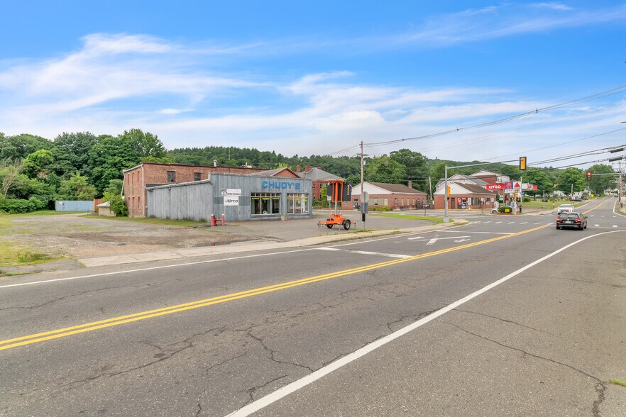 More Photos Of 2019 Bridge St, Three Rivers General Retail For Sale