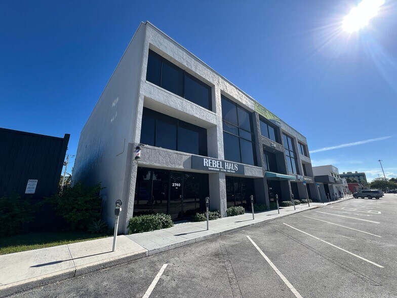 More Photos Of 2740 E Oakland Park Blvd, Fort Lauderdale Office For Sale