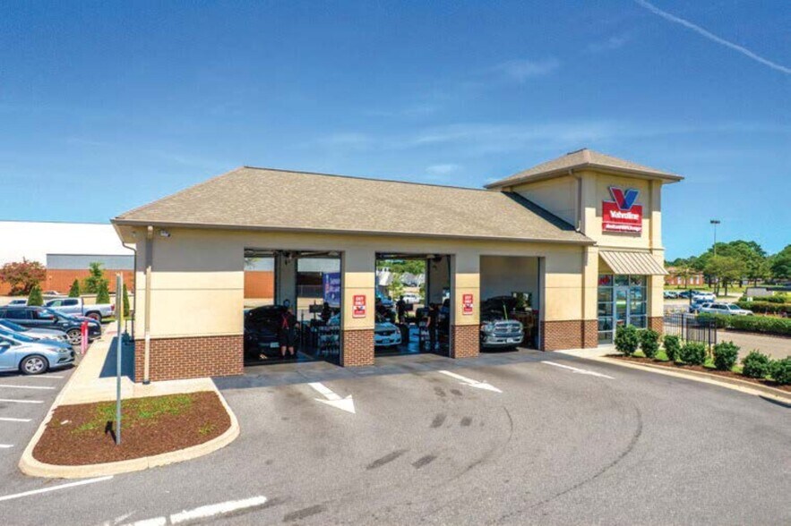 More Photos Of 5102 W Mercury Blvd, Hampton Auto Repair For Sale