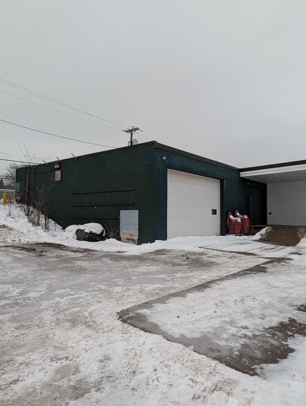 More Photos Of 2515 W Superior St, Duluth General Retail For Lease