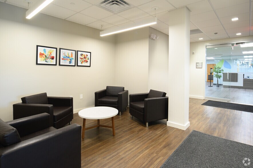 More Photos Of 1301 Virginia Dr, Fort Washington Office For Lease