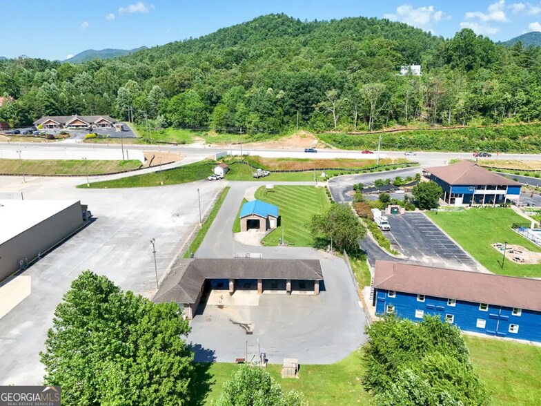 More Photos Of 36 Royalty Ln, Dillard Carwash For Sale