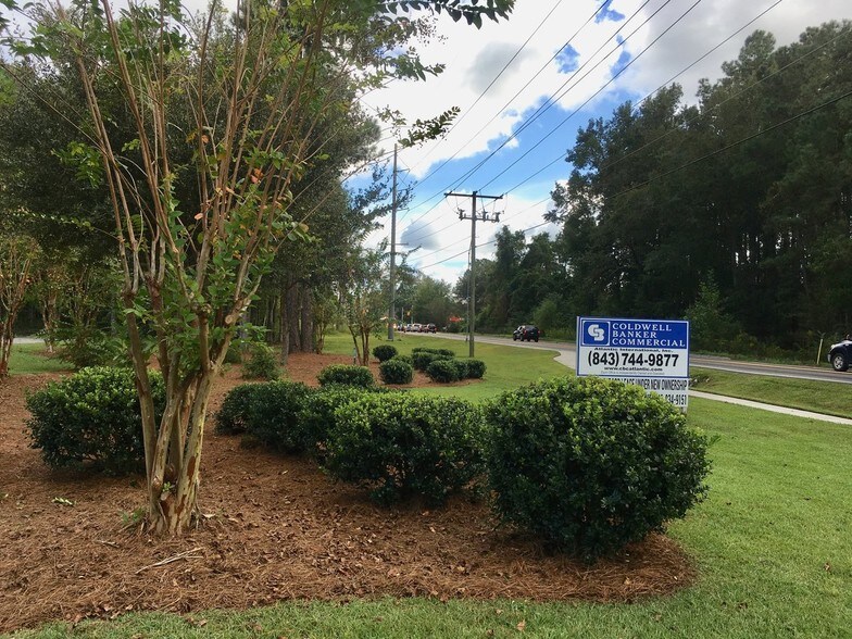More Photos Of 100 Omalley Dr, Summerville Office For Sale