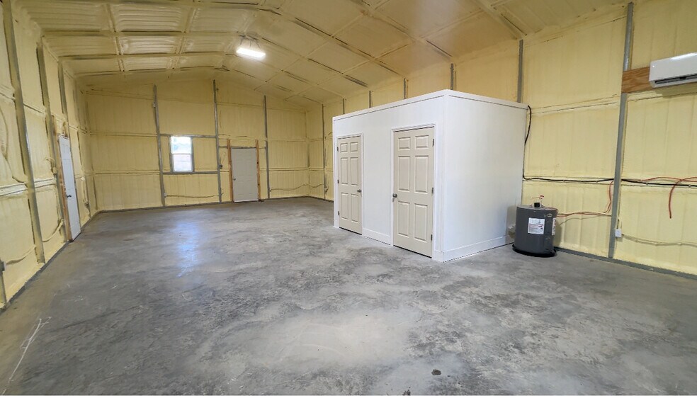 More Photos Of 310 Walker St, Hackleburg Storefront Retail Office For Sale