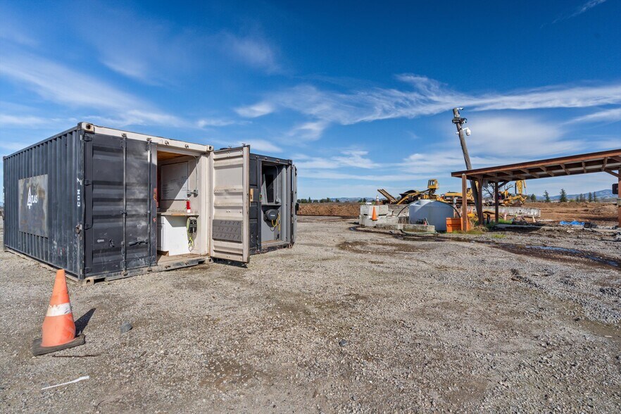 More Photos Of 6263 Sebastopol Ave, Sebastopol Land For Lease