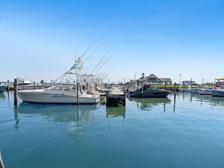 More Photos Of 369 Dune Rd, Hampton Bays Marina For Sale