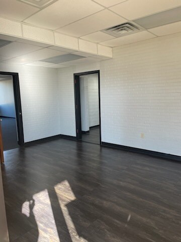More Photos Of 111 NE 26th St, Oklahoma City Office For Lease