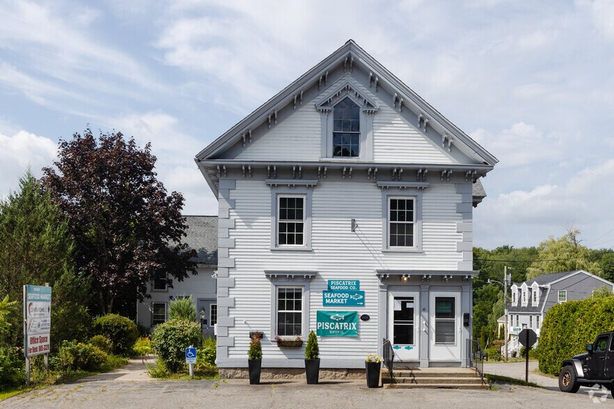 More Photos Of 10 Storer St, Kennebunk Medical For Lease