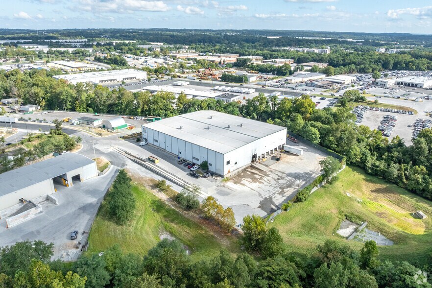 Primary Photo Of 7175 Kit Kat Rd, Elkridge Warehouse For Lease