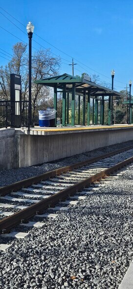 More Photos Of 220 Windsor River Rd, Windsor Apartments For Sale