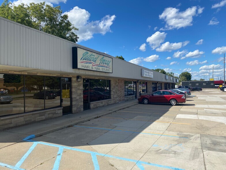 More Photos Of 6519-6591 Middlebelt Rd, Garden City Unknown For Lease