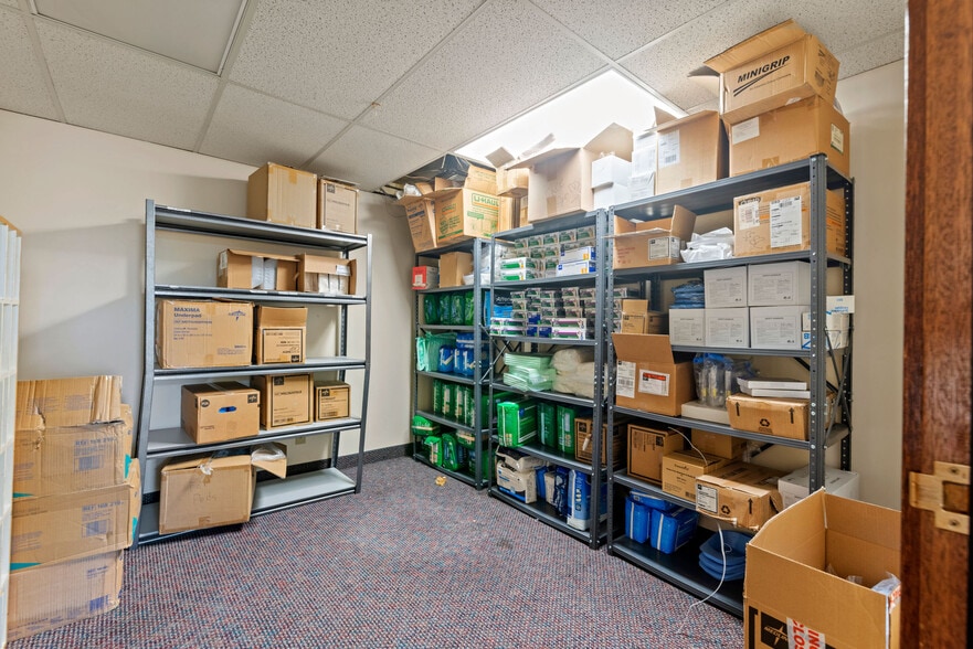 More Photos Of 6000 Fashion Blvd, Salt Lake City Office For Sale