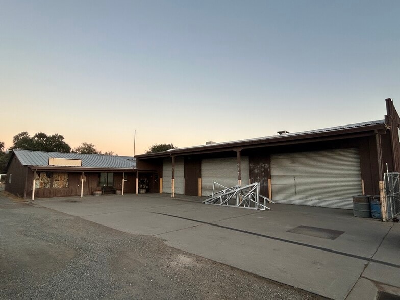 Primary Photo Of 13530 Saint Marys Ave, Red Bluff Industrial For Sale