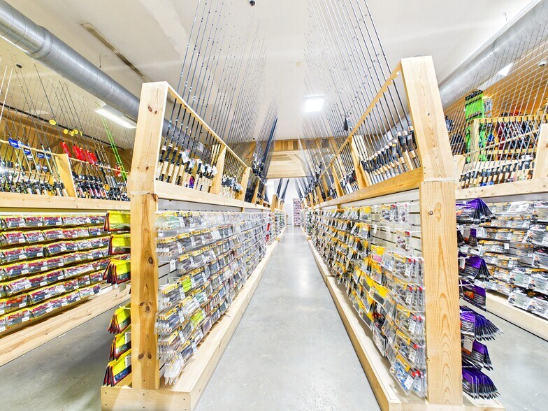More Photos Of 13520 Emerson Ave, Williamstown General Retail For Sale