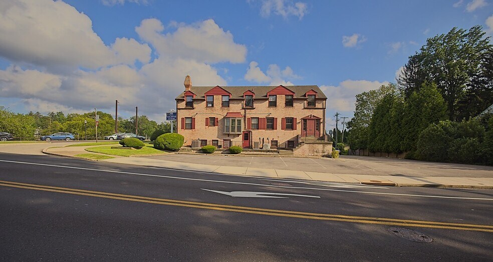More Photos Of 766 Old York Rd, Jenkintown Medical For Sale