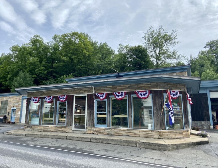 Primary Photo Of 2977 Vt Route 100, Jacksonville Restaurant For Sale