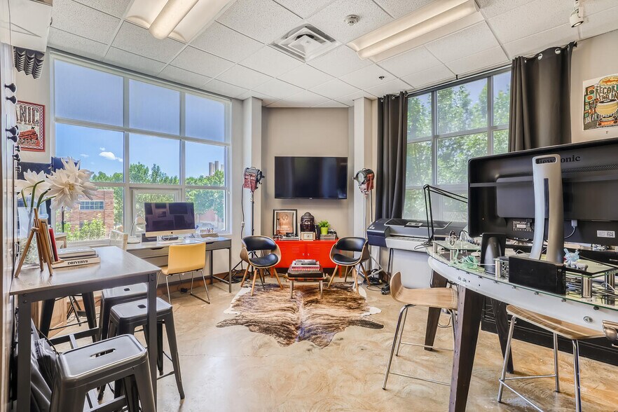 More Photos Of 1099 Capitol St, Eagle Office For Sale