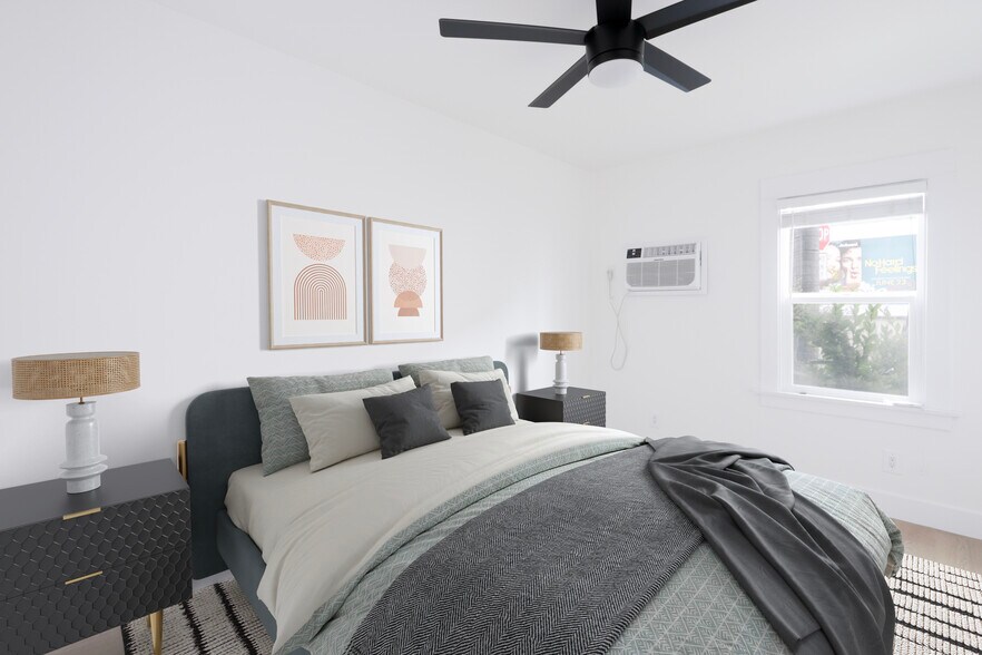 More Photos Of 2008-2020 Strongs Dr, Venice Apartments For Sale