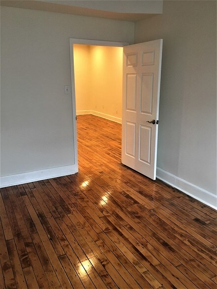 More Photos Of 66 Hudson St, Hoboken Office For Sale