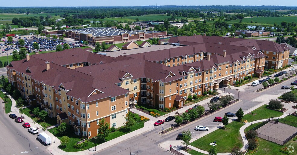 Primary Photo Of 10225 City Walk Dr, Woodbury Apartments For Sale