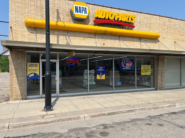 More Photos Of 305-319 Jefferson St, Wadena Storefront Retail Office For Sale