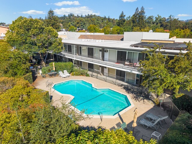 More Photos Of 950 Mountain View Dr, Lafayette Apartments For Sale