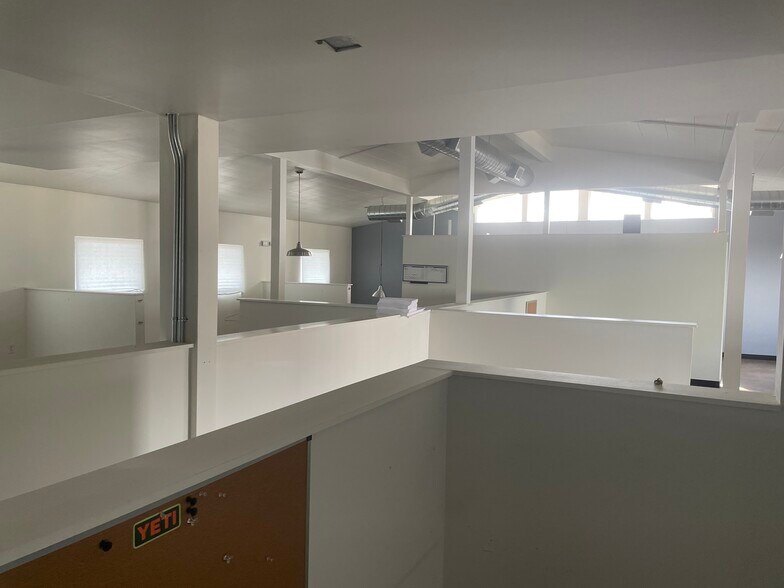 More Photos Of 6926 N Lamar Blvd, Austin Auto Repair For Lease